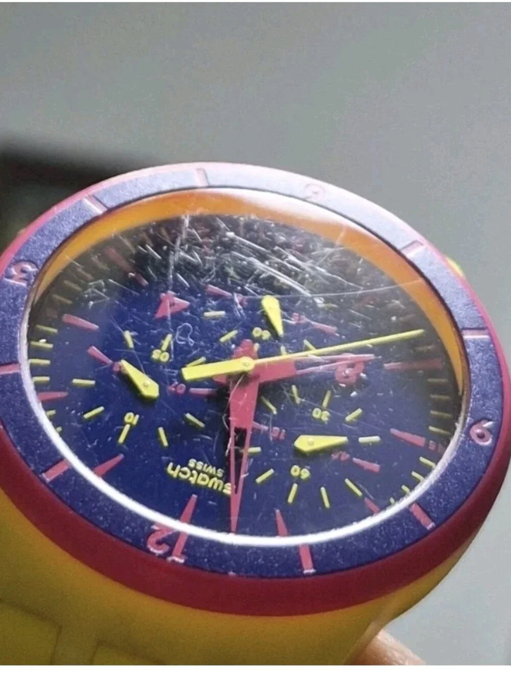 Swatch Glow Loom SUSJ-400 Chronograph